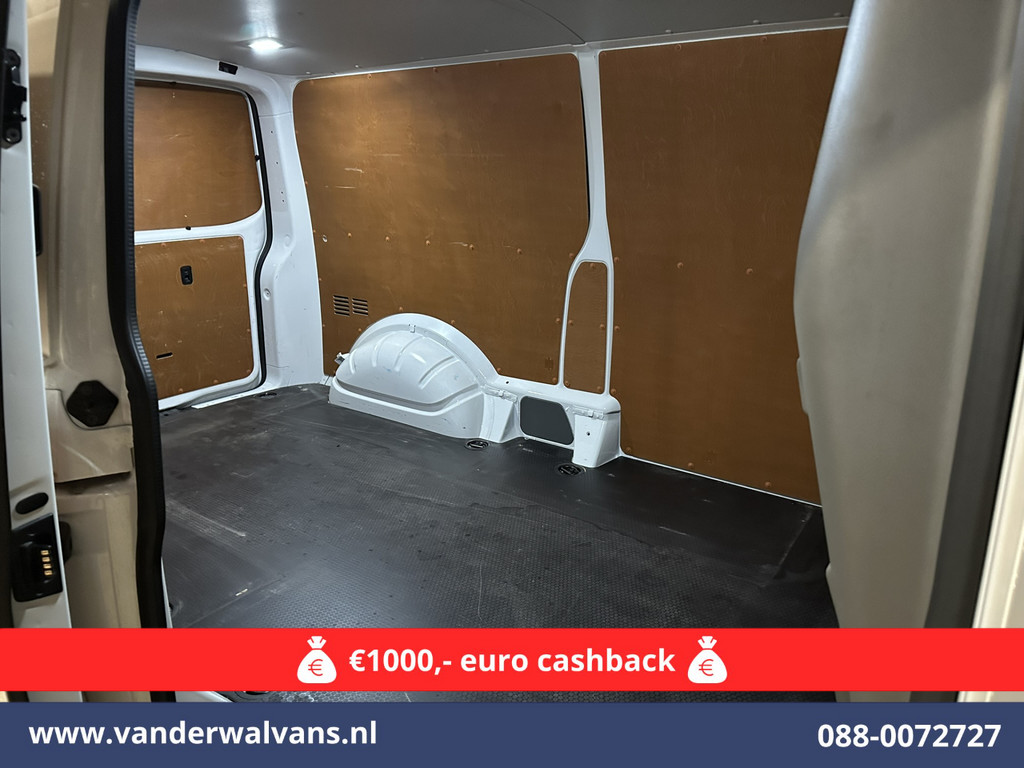 Volkswagen Transporter 2.0 TDI 150pk L2H1 Euro6 Airco | 2500kg Trekhaak | Apple Carplay | Android Auto | Imperiaal Parkeersensoren, Cruisecontrol 13
