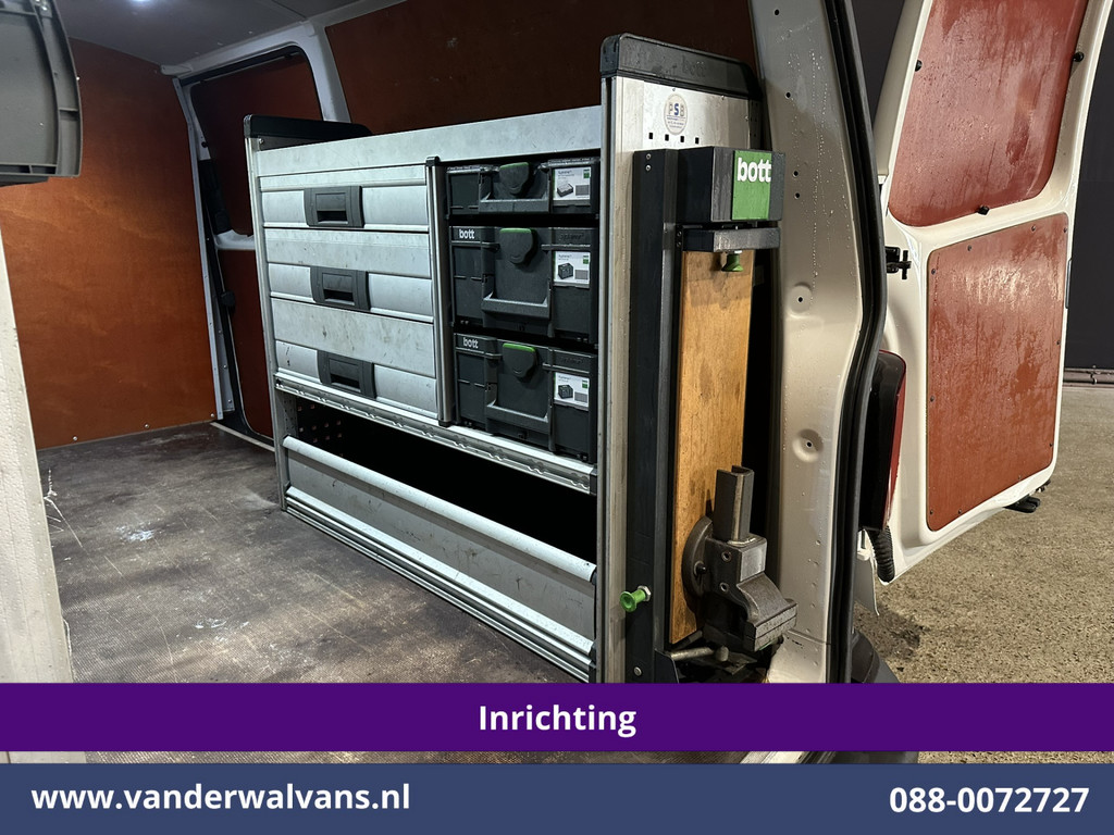 Volkswagen Transporter 2.0 TDI 150pk L2H1 Inrichting Euro6 Airco | Omvormer | Camera | 2500kg Trekhaak | Apple Carplay Android Auto, Cruisecontrol, Parkeersensoren 13