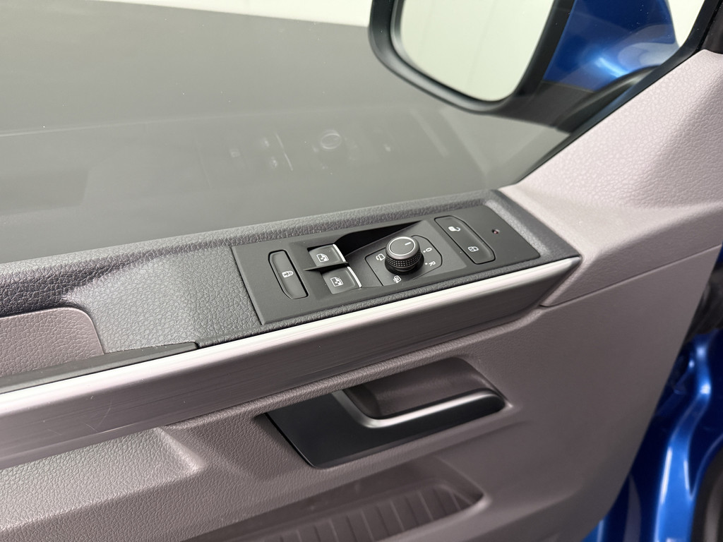 Volkswagen Transporter 2.0TDI 204PK DSG Automaat Bulli Dubbele Cabine | Led | Digital Cockpit | Navigatie | Multimedia | Privacy Glass 8