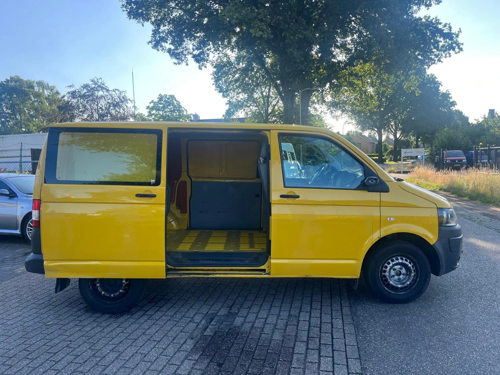 Volkswagen Transporter 2.0 TDI 75kw comfortline AIRCO 16