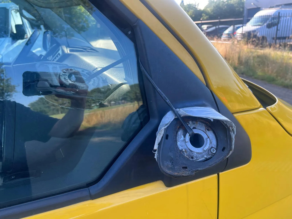 Volkswagen Transporter 2.0 TDI 75kw comfortline AIRCO 21