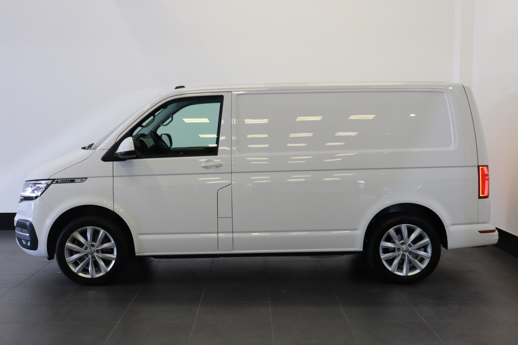 Volkswagen Transporter 2.0 TDI Bulli 204PK Automaat EURO 6 - Airco - Navi - ACC - â¬25.900,- Excl. 12