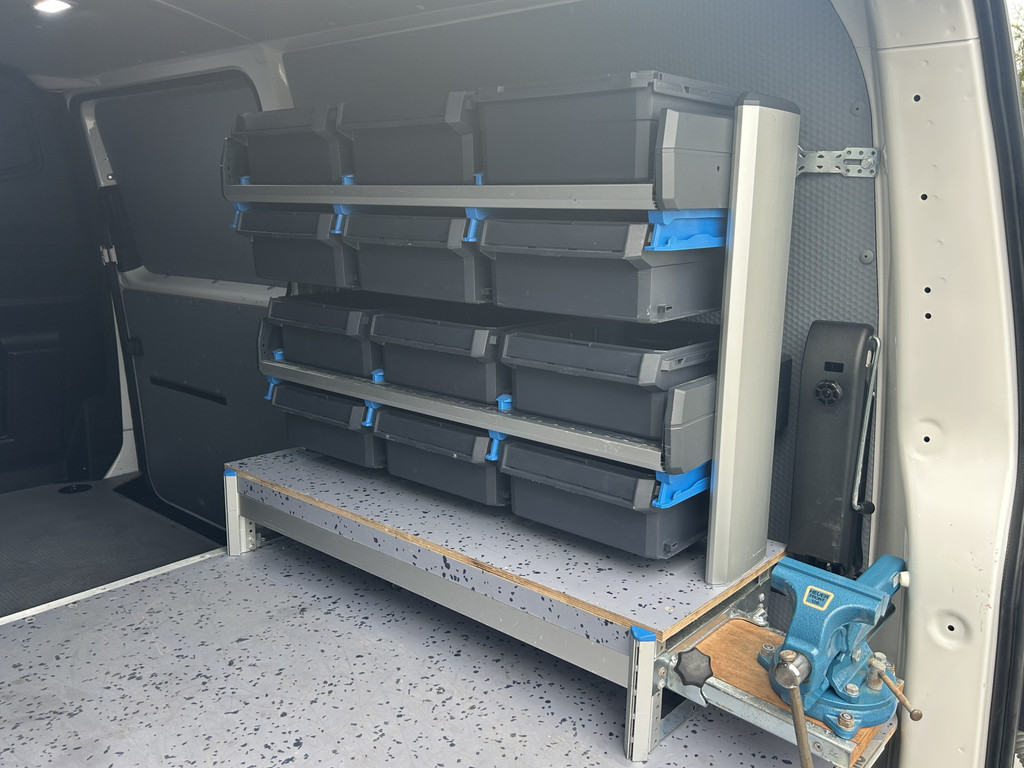 Volkswagen Transporter 2.0 TDI COMFORTLINE / L2H1 / 53.418 KM !! / SORTIMO INRICHTING / 1e EIG. / CAMERA / AIRCO / CRUISE / APPLE CARPLAY / PDC 9