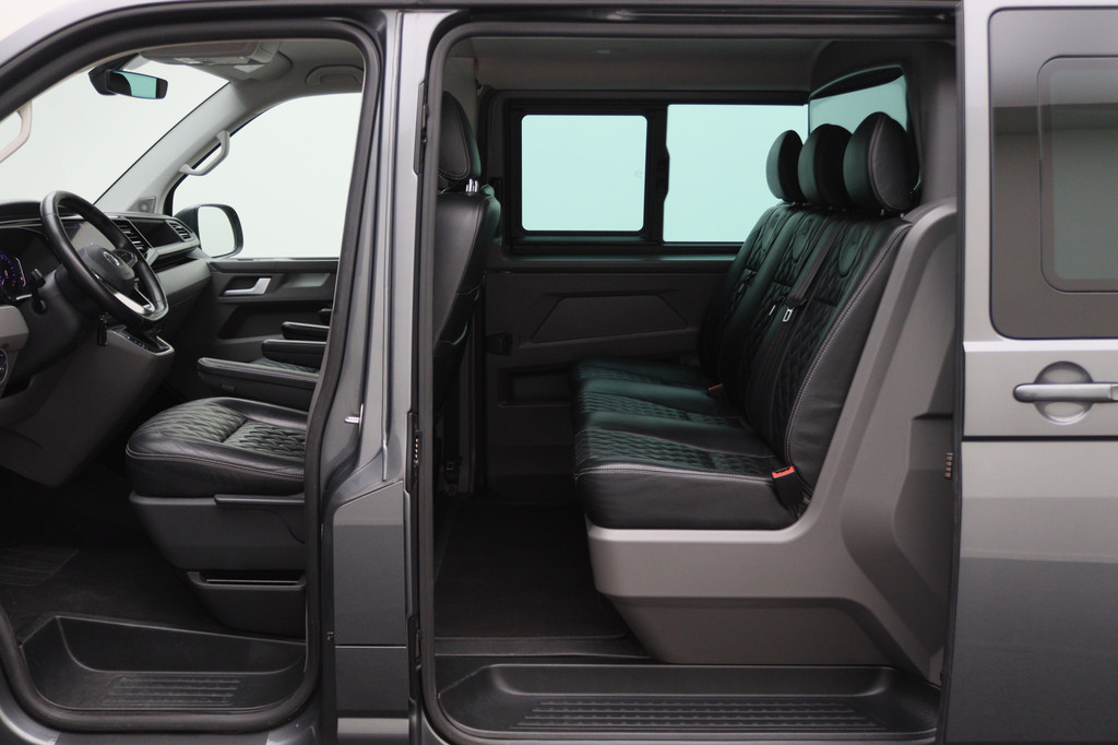 Volkswagen Transporter 2.0 TDI DSG L2H1 30 DC Highline 13