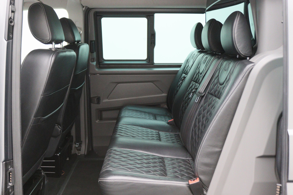 Volkswagen Transporter 2.0 TDI DSG L2H1 30 DC Highline 15