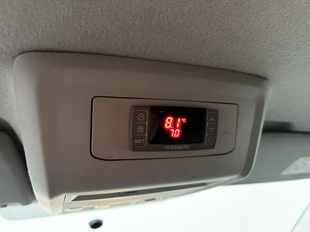 Volkswagen Transporter 2.0TDI Koelauto 12/220V Dag-nacht aansluiting | Achterdeuren | Airco | 17