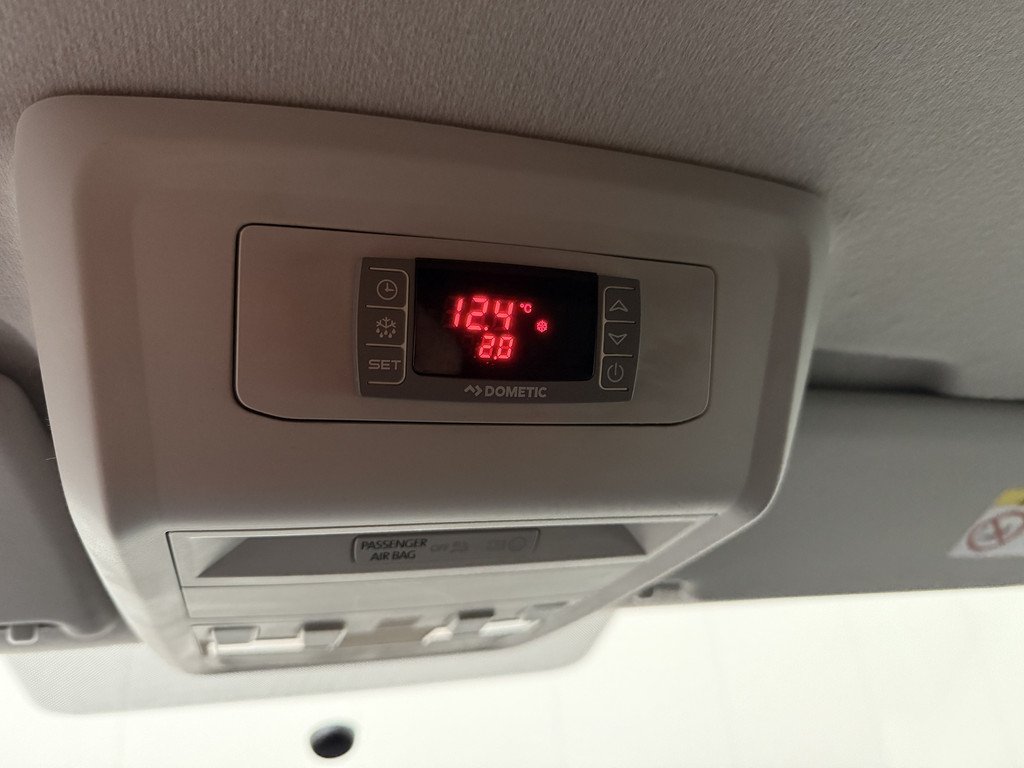 Volkswagen Transporter 2.0TDI Koelauto | Nieuwstaat ! | Achterdeuren | 3-Persoons 17