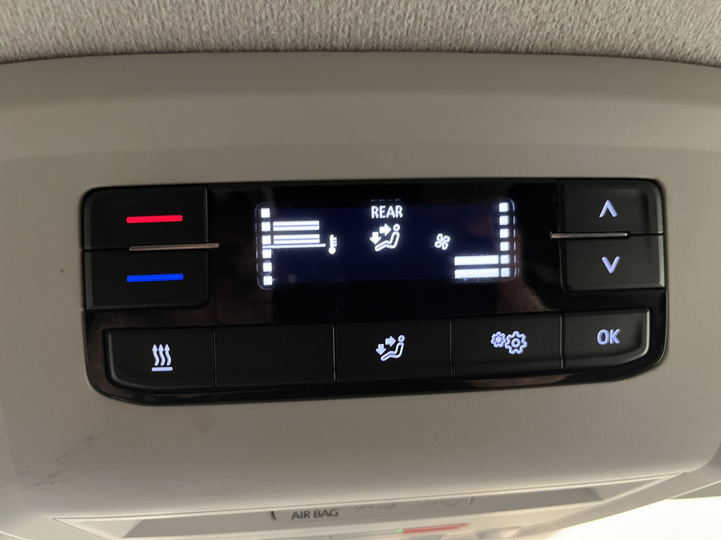 Volkswagen Transporter 2.0 TDI L1H1 150 PK Automaat Servicebus / Sortimo Inrichting / Euro 6 / 2X Schuifdeur / Airco / Cruise Control / Camera / CarPlay / Navigatie / Klep 19