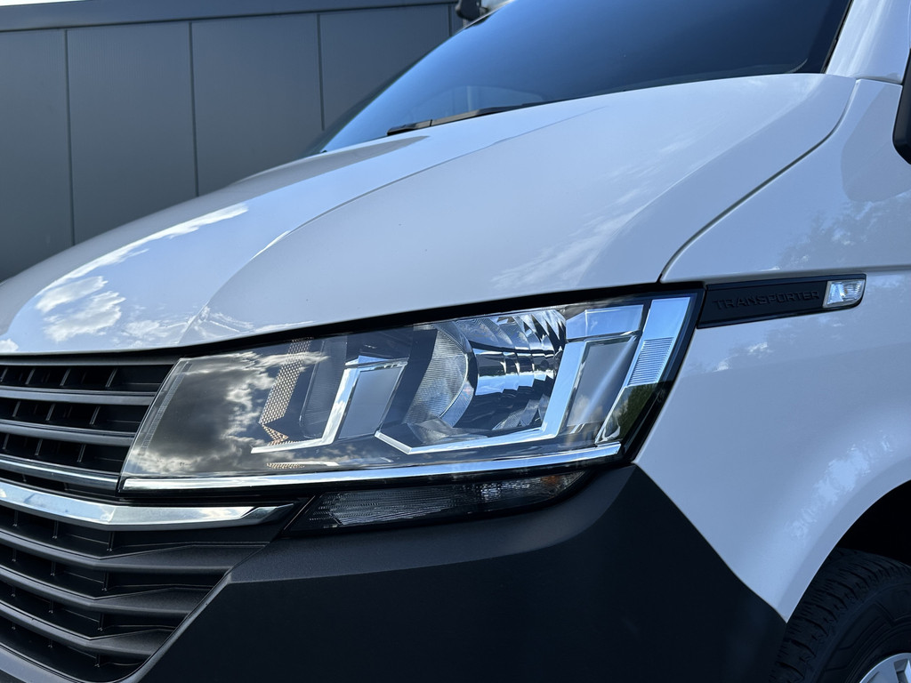 Volkswagen Transporter 2.0 TDI / L1H1 / 1e EIG. / IMPERIAAL / TREKHAAK / AIRCO / BIJRIJDERSBANK / PDC 12