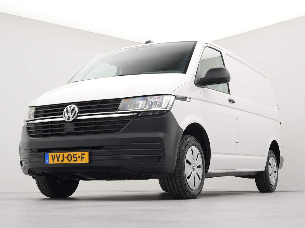 Volkswagen Transporter 2.0 TDI L1H1 26 Economy Business |Navigatie by App | Airco, betimmerd, BPM vrij 10