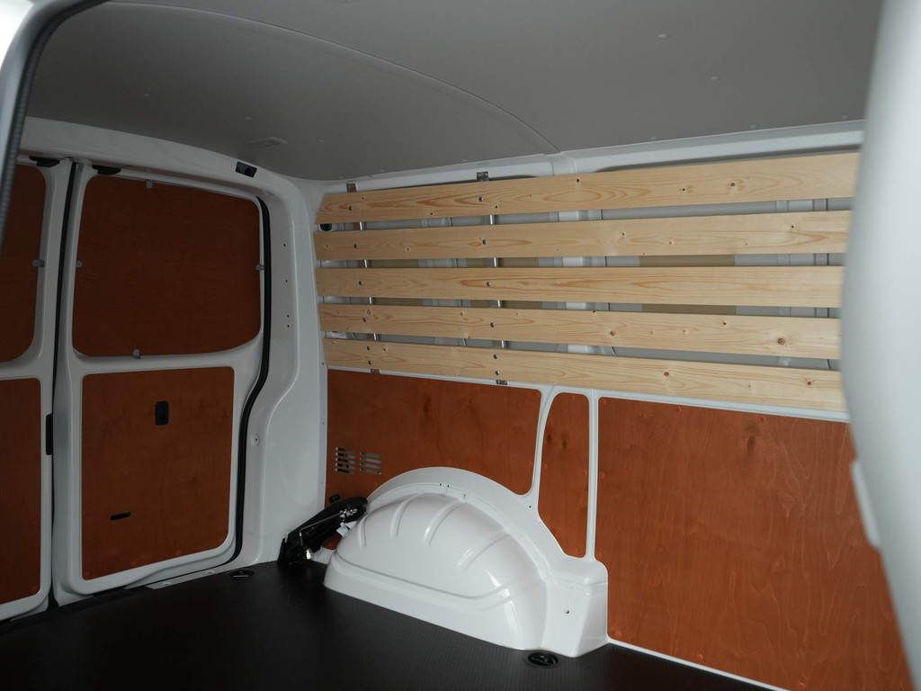 Volkswagen Transporter 2.0 TDI L1H1 26 Economy Business |Navigatie by App | Airco, betimmerd, BPM vrij 14