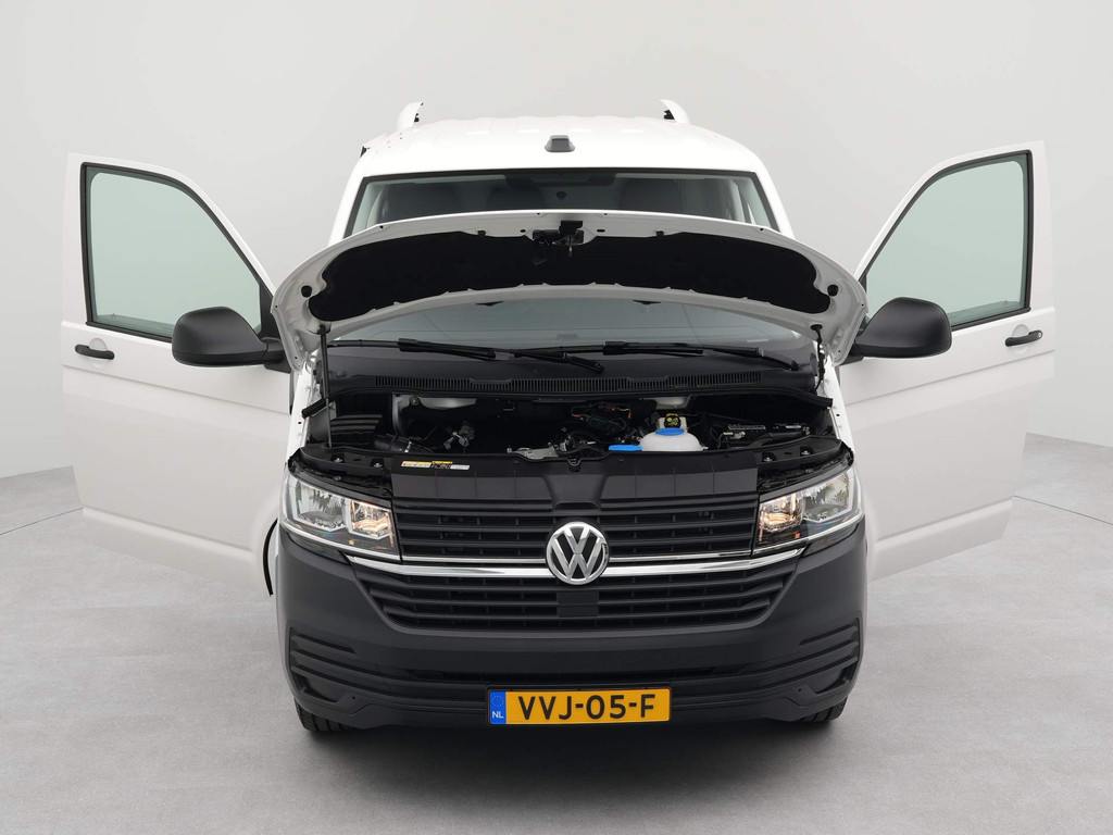 Volkswagen Transporter 2.0 TDI L1H1 26 Economy Business |Navigatie by App | Airco, betimmerd, BPM vrij 17