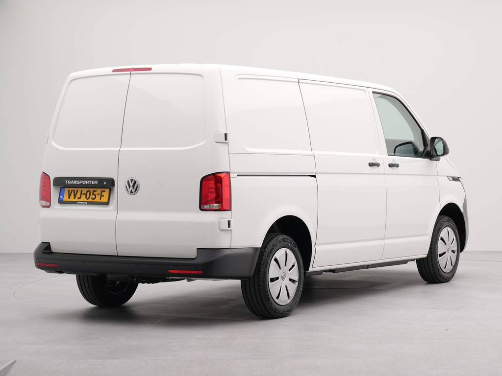 Volkswagen Transporter 2.0 TDI L1H1 26 Economy Business |Navigatie by App | Airco, betimmerd, BPM vrij 9