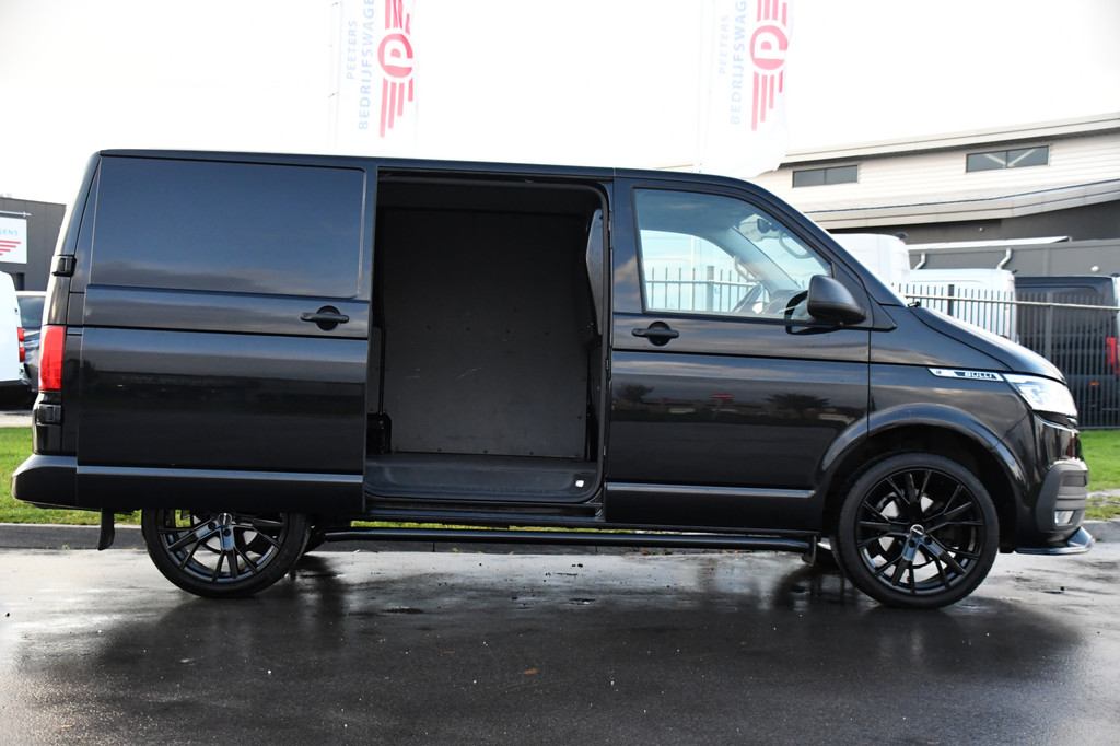 Volkswagen Transporter 2.0 TDI L1H1 32 Bulli 4Motion Virtual, Adaptieve Cruise, Carplay, 150PK, Automaat, Stoelverwarming, LED, NAVI, Uniek! 11