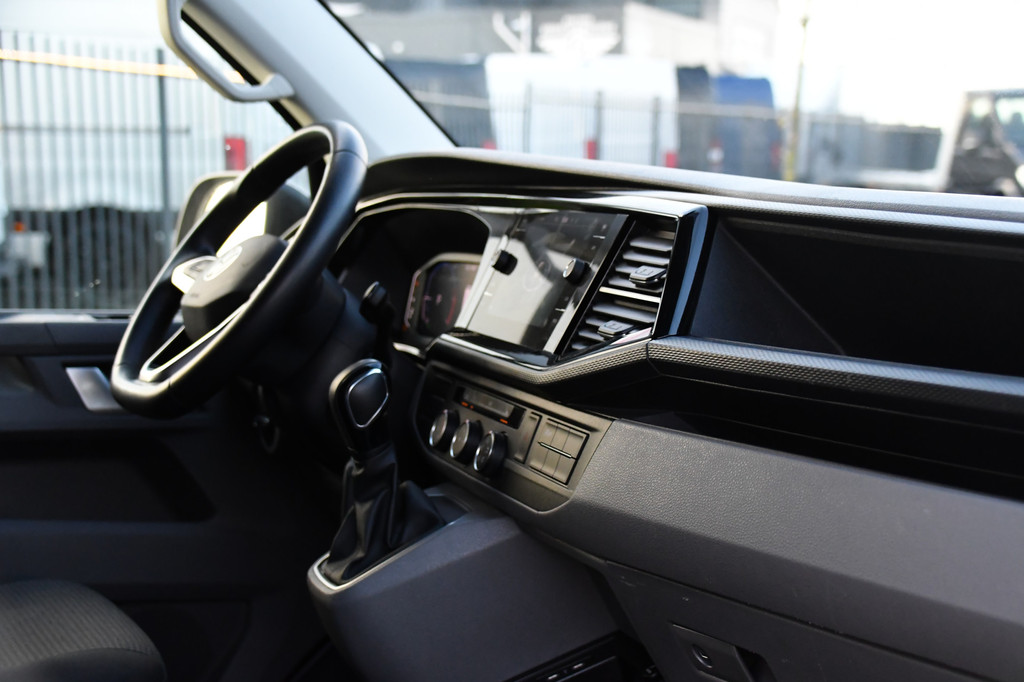 Volkswagen Transporter 2.0 TDI L1H1 32 Bulli 4Motion Virtual, Adaptieve Cruise, Carplay, 150PK, Automaat, Stoelverwarming, LED, NAVI, Uniek! 12