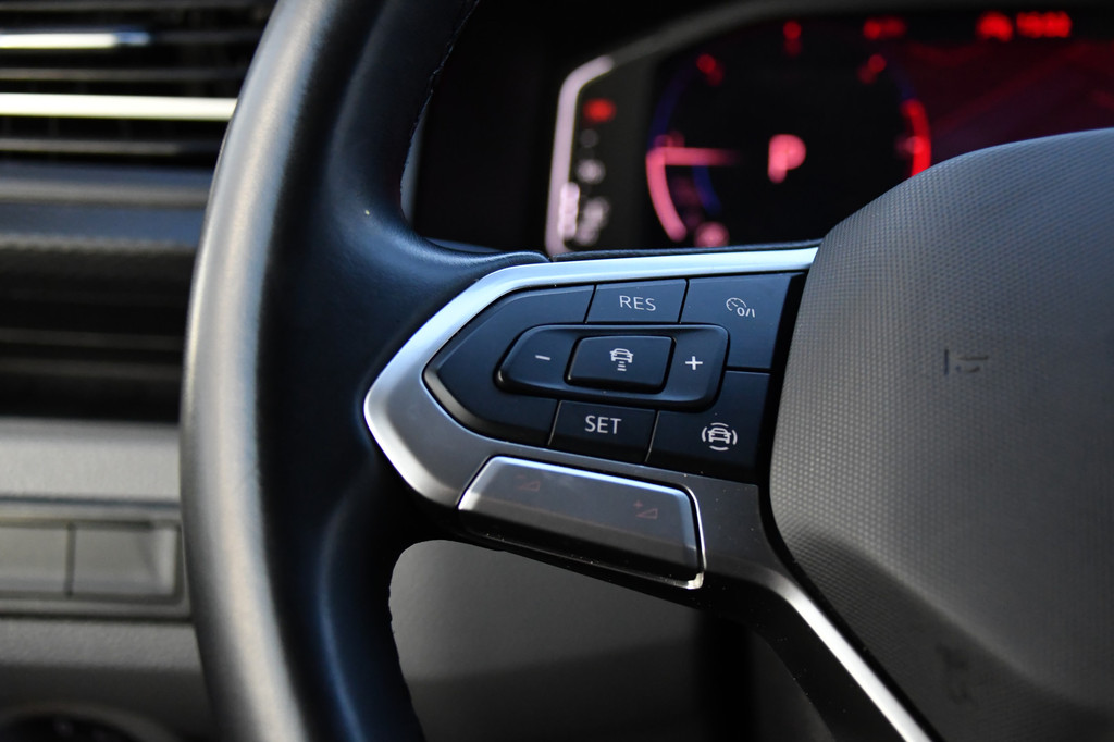 Volkswagen Transporter 2.0 TDI L1H1 32 Bulli 4Motion Virtual, Adaptieve Cruise, Carplay, 150PK, Automaat, Stoelverwarming, LED, NAVI, Uniek! 20