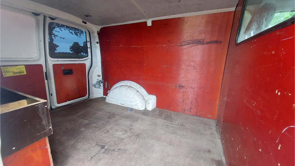 Volkswagen Transporter 2.0 TDI L1H1 AIRCO BJ 2013 10