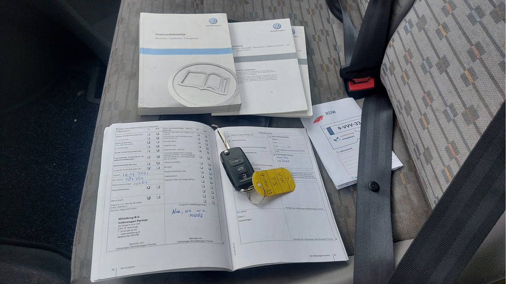 Volkswagen Transporter 2.0 TDI L1H1 Comfortline AIRCO BJ 2012 7