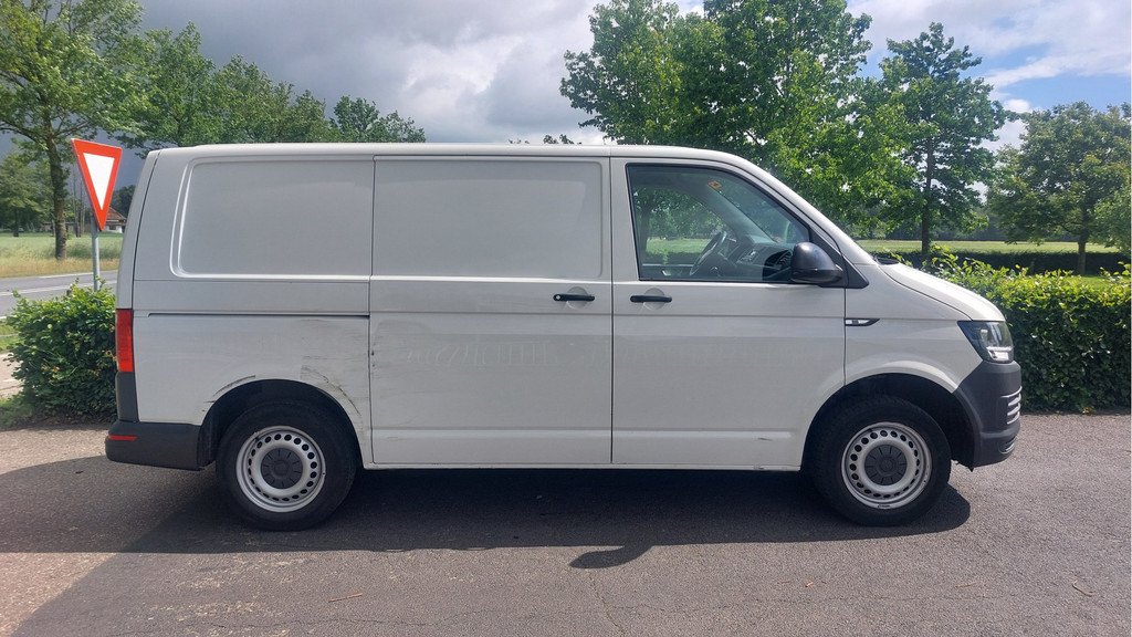 Volkswagen Transporter 2.0 TDI L1H1 Economy AIRCO BJ 2017 14