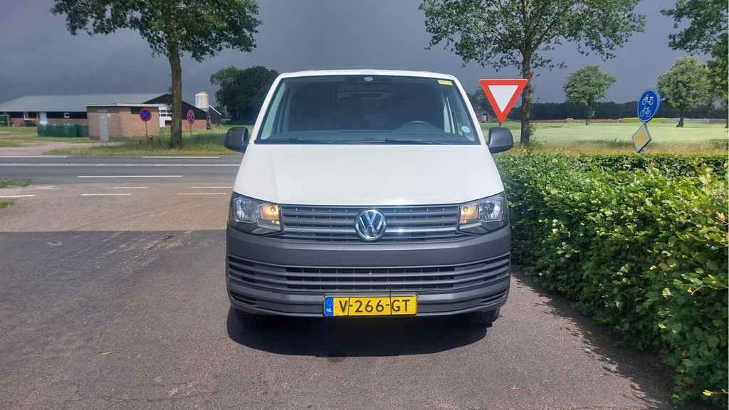 Volkswagen Transporter 2.0 TDI L1H1 Economy AIRCO BJ 2017 8