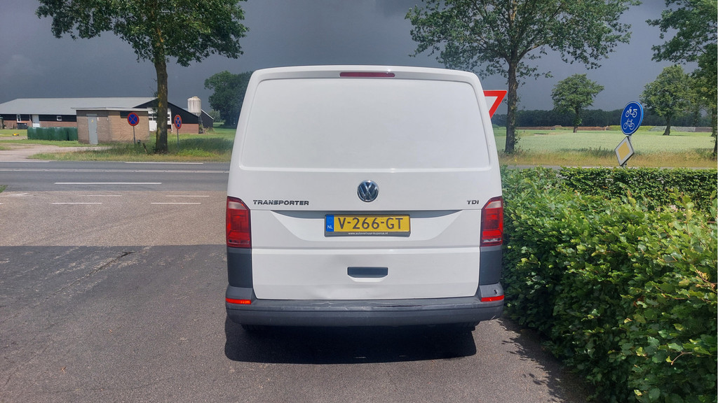 Volkswagen Transporter 2.0 TDI L1H1 Economy AIRCO BJ 2017 9