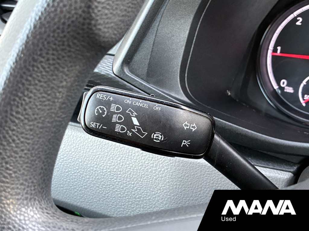 Volkswagen Transporter 2.0 TDI L1H1 Economy Business Cruise Sensoren Imperiaal Trekhaak 13