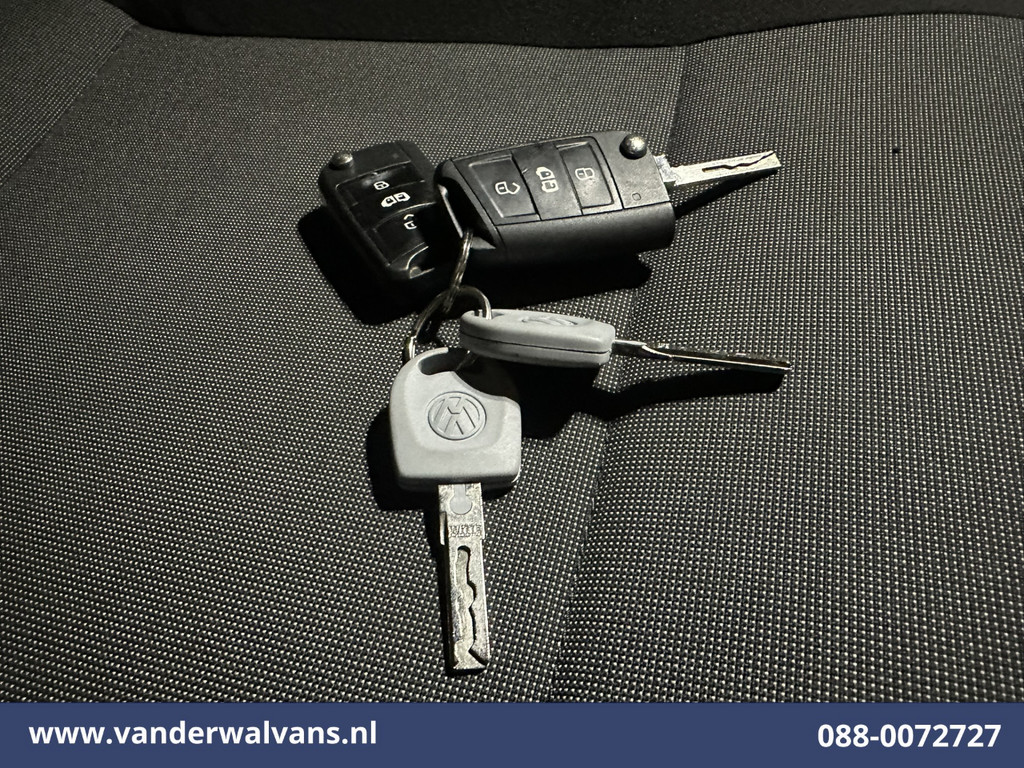Volkswagen Transporter 2.0 TDI L1H1 Euro6 Airco | Camera | Cruisecontrol | Trekhaak | Sidebars Parkeersensoren 14