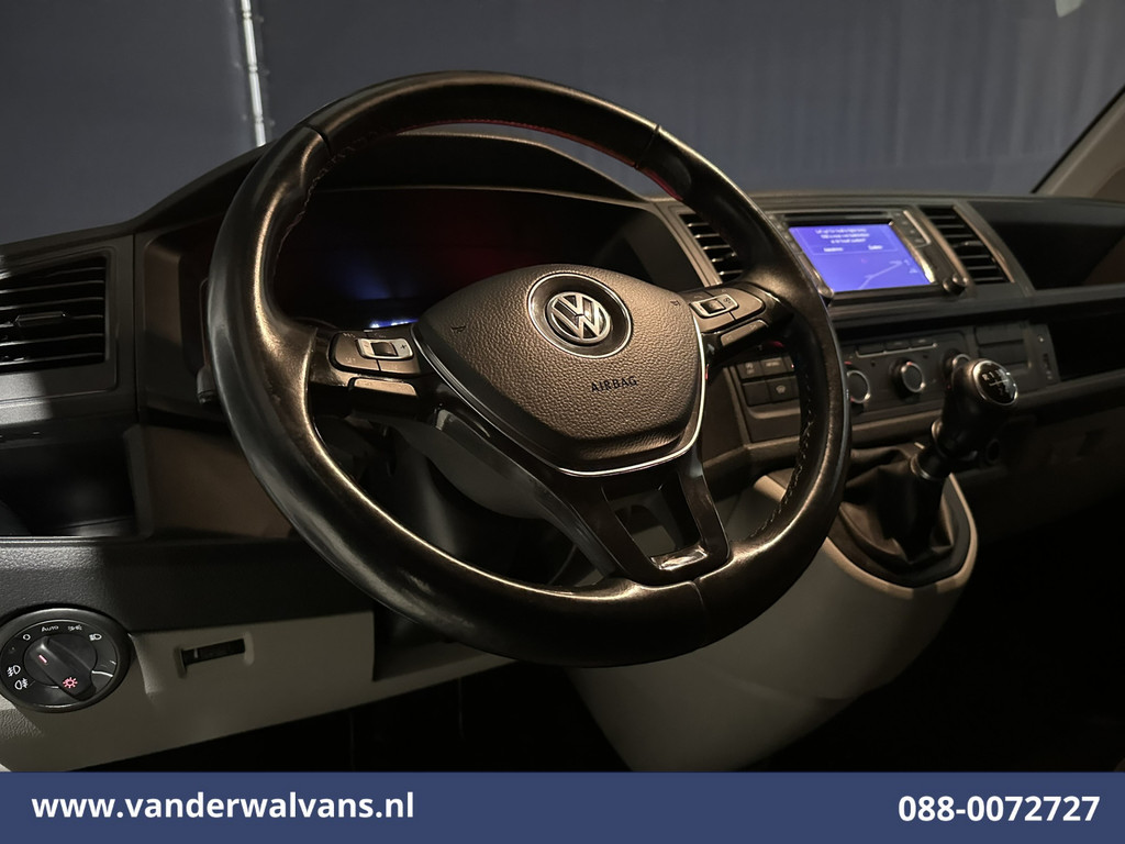 Volkswagen Transporter 2.0 TDI L1H1 Euro6 Airco | Navigatie | Apple Carplay | Android Auto | Cruisecontrol Parkeersensoren, Achterklep, Verwarmde voorruit, Bijrijdersbank 15