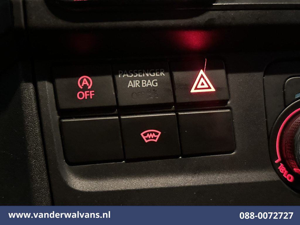 Volkswagen Transporter 2.0 TDI L1H1 Euro6 Airco | Navigatie | Apple Carplay | Android Auto | Cruisecontrol Parkeersensoren, Achterklep, Verwarmde voorruit, Bijrijdersbank 17
