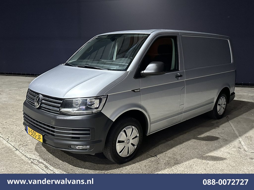 Volkswagen Transporter 2.0 TDI L1H1 Euro6 Airco | Navigatie | Apple Carplay | Android Auto | Cruisecontrol Parkeersensoren, Achterklep, Verwarmde voorruit, Bijrijdersbank 8