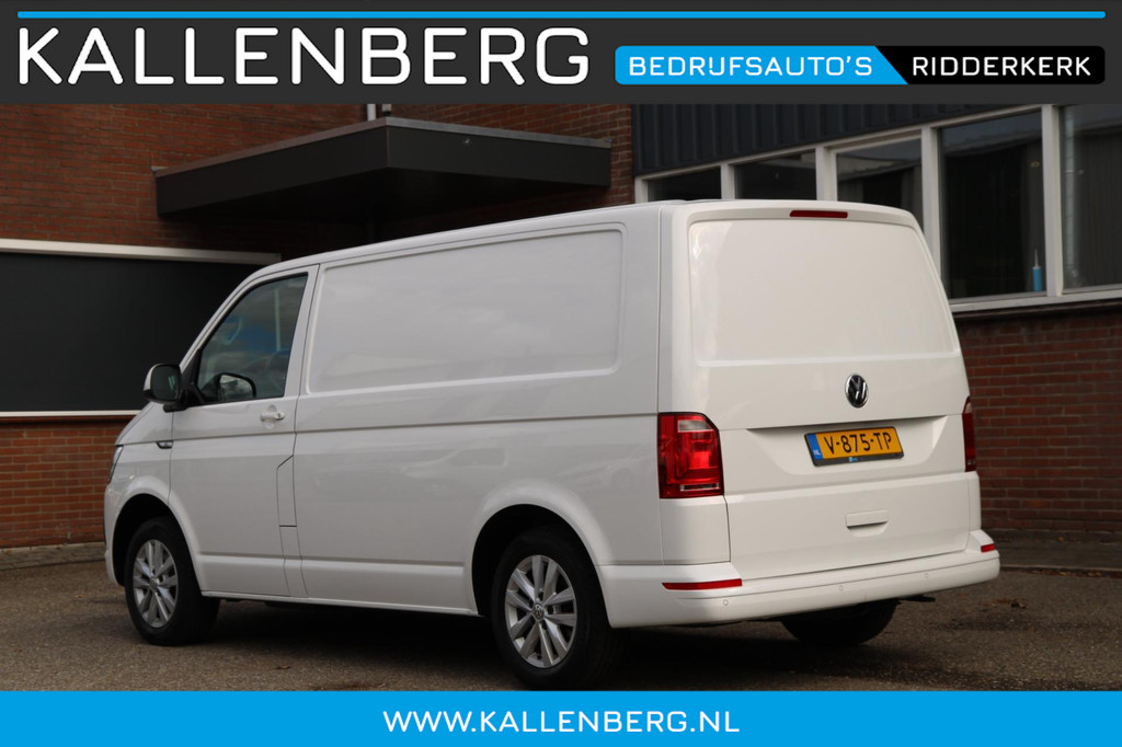 Volkswagen Transporter 2.0 TDI L1H1 Highline / 150PK Automaat / Multistuur / PDC 2x 10