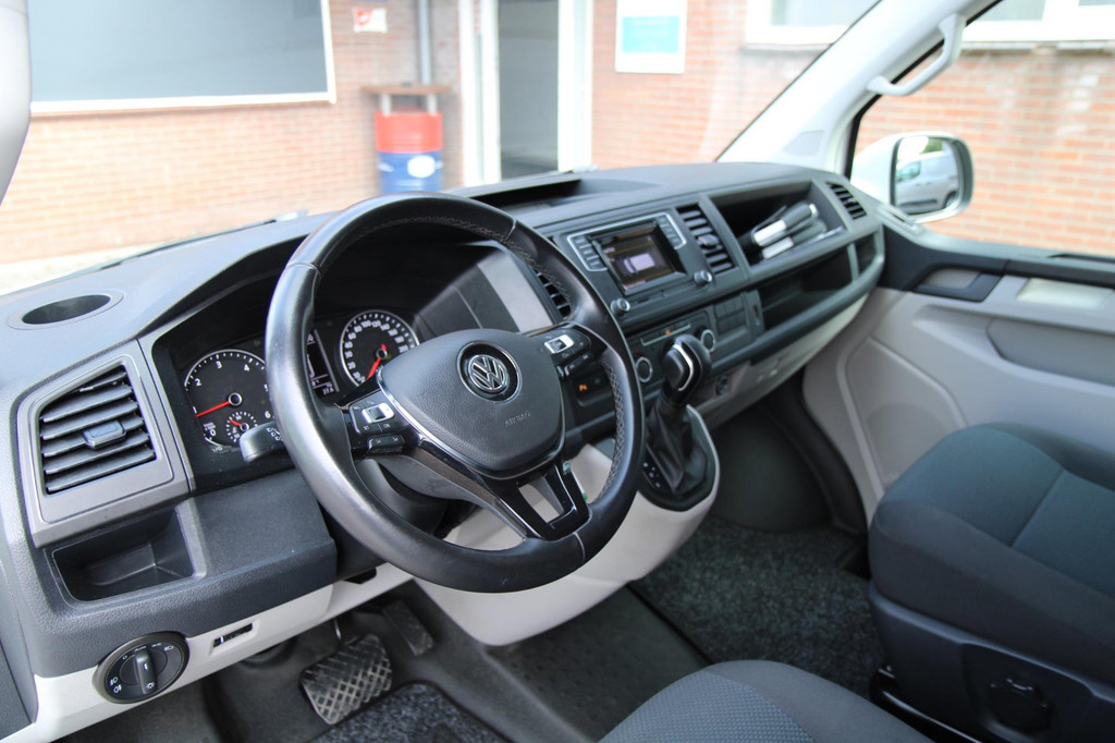 Volkswagen Transporter 2.0 TDI L1H1 Highline / 150PK Automaat / Multistuur / PDC 2x 14