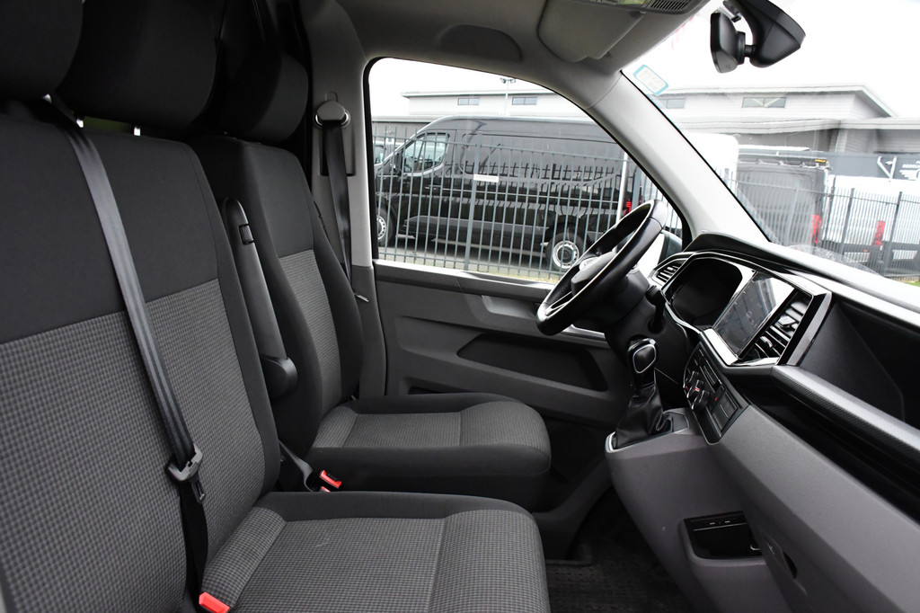 Volkswagen Transporter 2.0 TDI L1H1 PB Edition Highline Camera, Cruise, Carplay, LED, Automaat, Multimedia, Sensoren, 150PK, UNIEK! 21