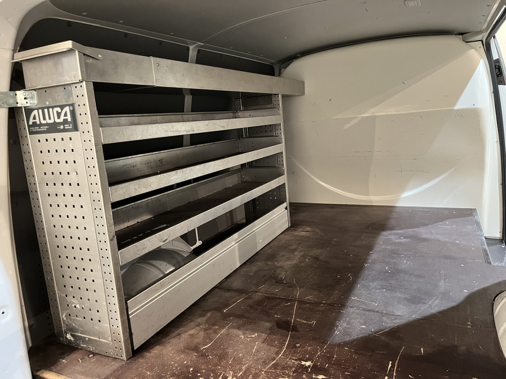 Volkswagen Transporter 2.0 TDI L1H1 Servicebus / Aluca Inrichting / Euro 6 / Airco / Camera / Cruise Control / Navigatie / CarPlay / 3-Zits / 81.000 KM !! 11