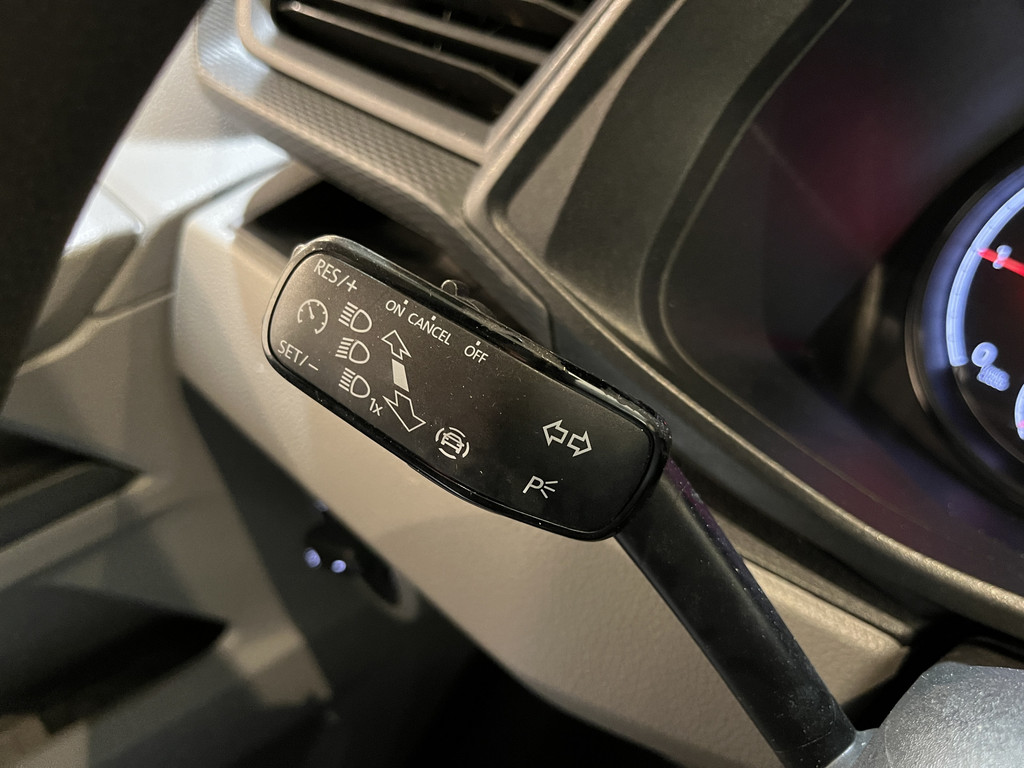 Volkswagen Transporter 2.0 TDI L1H1 Servicebus / Aluca Inrichting / Euro 6 / Airco / Camera / Cruise Control / Navigatie / CarPlay / 3-Zits / 81.000 KM !! 12