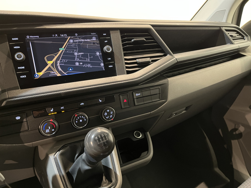 Volkswagen Transporter 2.0 TDI L1H1 Servicebus / Aluca Inrichting / Euro 6 / Airco / Camera / Cruise Control / Navigatie / CarPlay / 3-Zits / 81.000 KM !! 7