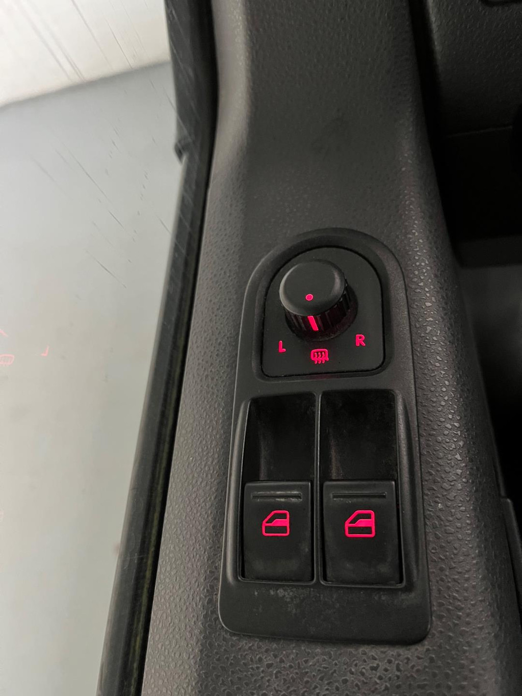 Volkswagen Transporter 2.0 TDI L1H1 T1000 Baseline, IMPERIAAL, BOTT KASTEN, OMVORMER V230, ZEER NETTE BUS ORIGINELE KILOMETERS! 16