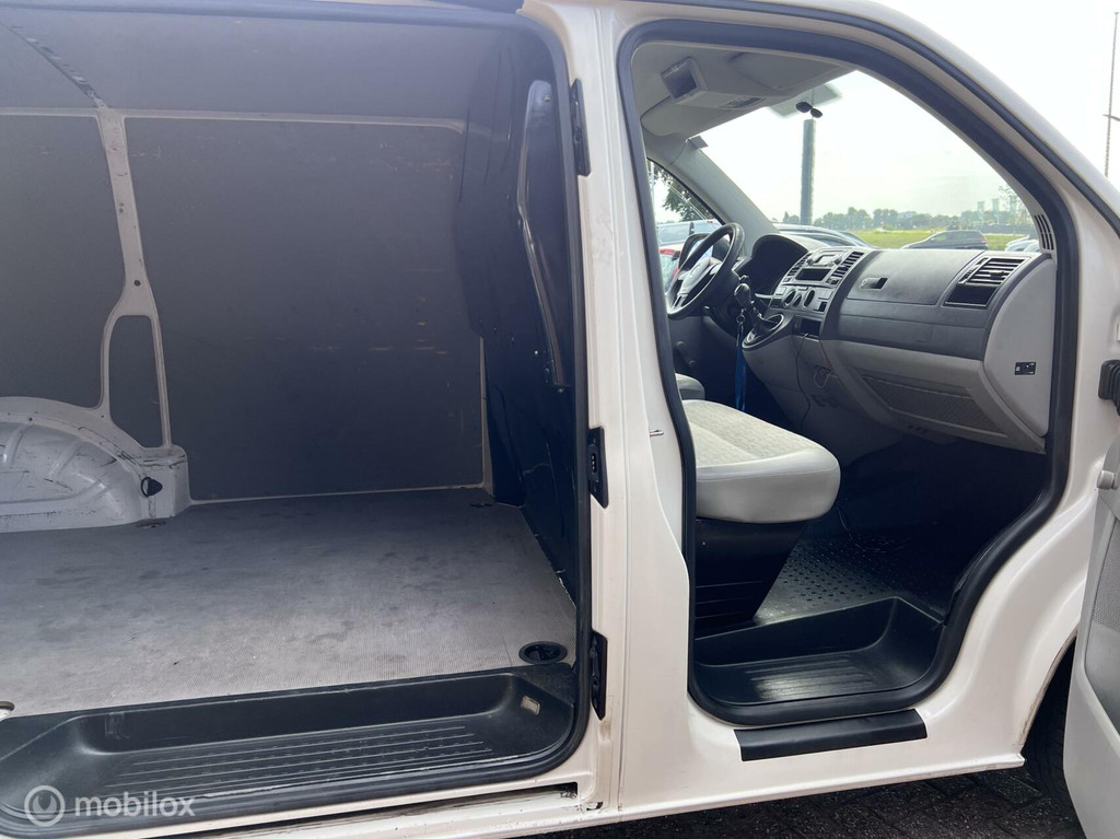 Volkswagen Transporter 2.0 TDI L1H1 T800 12