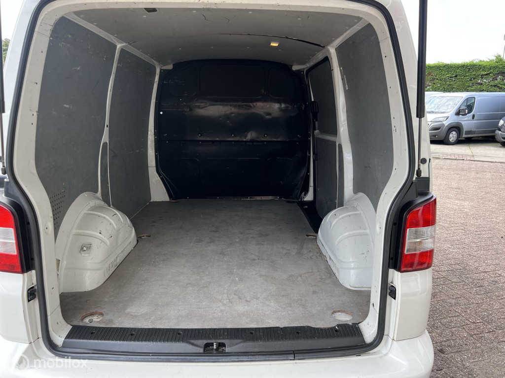 Volkswagen Transporter 2.0 TDI L1H1 T800 13