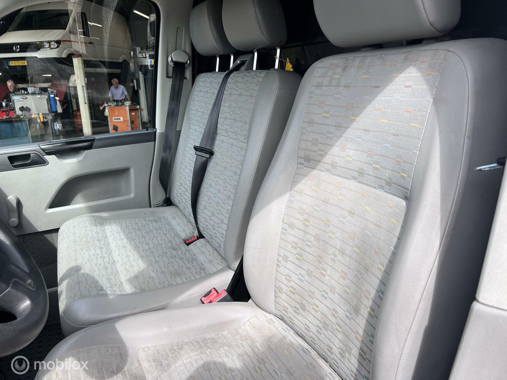 Volkswagen Transporter 2.0 TDI L1H1 T800 9