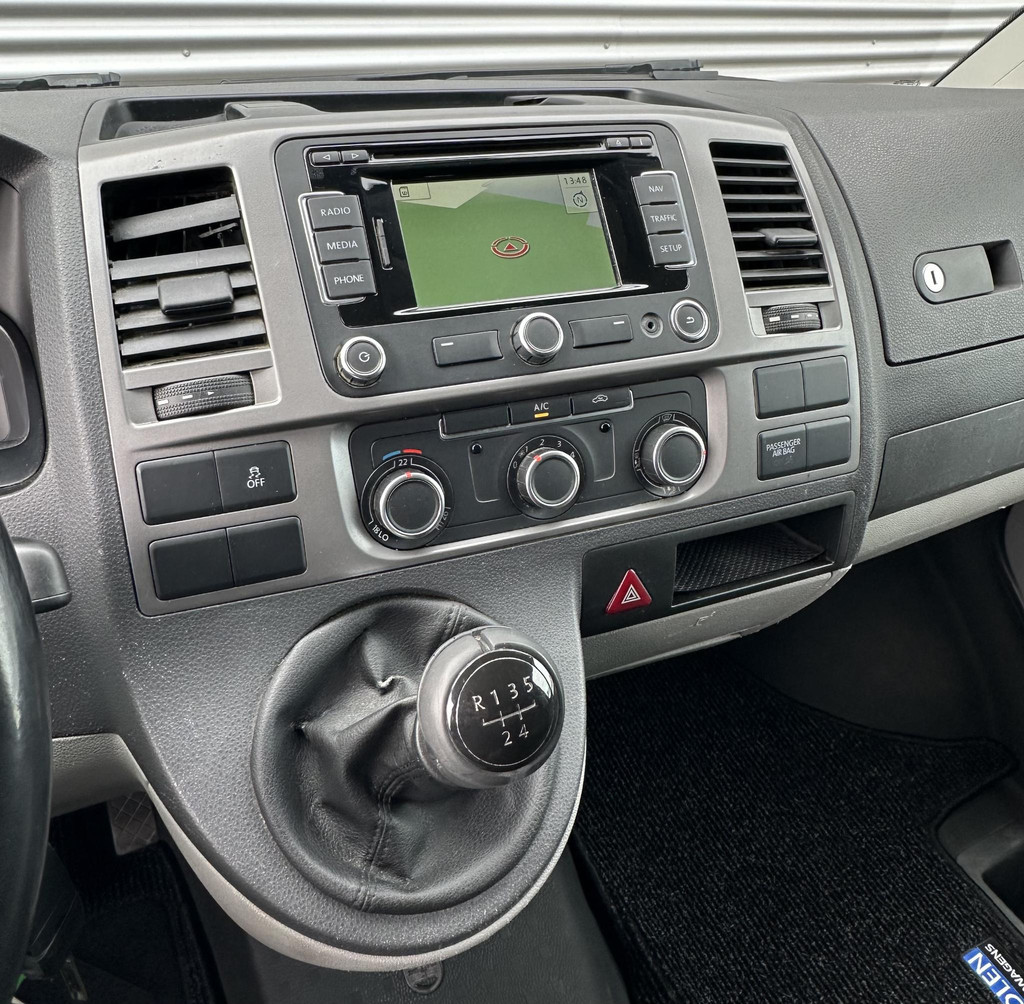 Volkswagen Transporter 2.0 TDI L1H1 T800 Airco|Navi|Zwart|Trekhaakvbr. 10