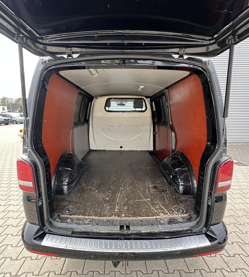 Volkswagen Transporter 2.0 TDI L1H1 T800 Airco|Navi|Zwart|Trekhaakvbr. 14