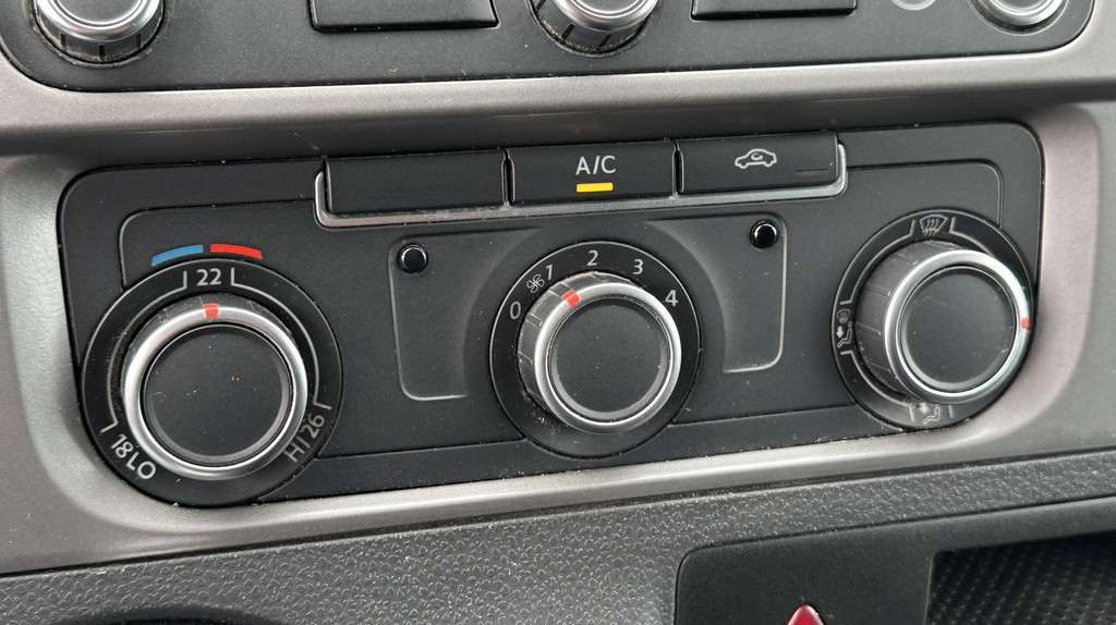 Volkswagen Transporter 2.0 TDI L1H1 T800 Airco|Navi|Zwart|Trekhaakvbr. 8