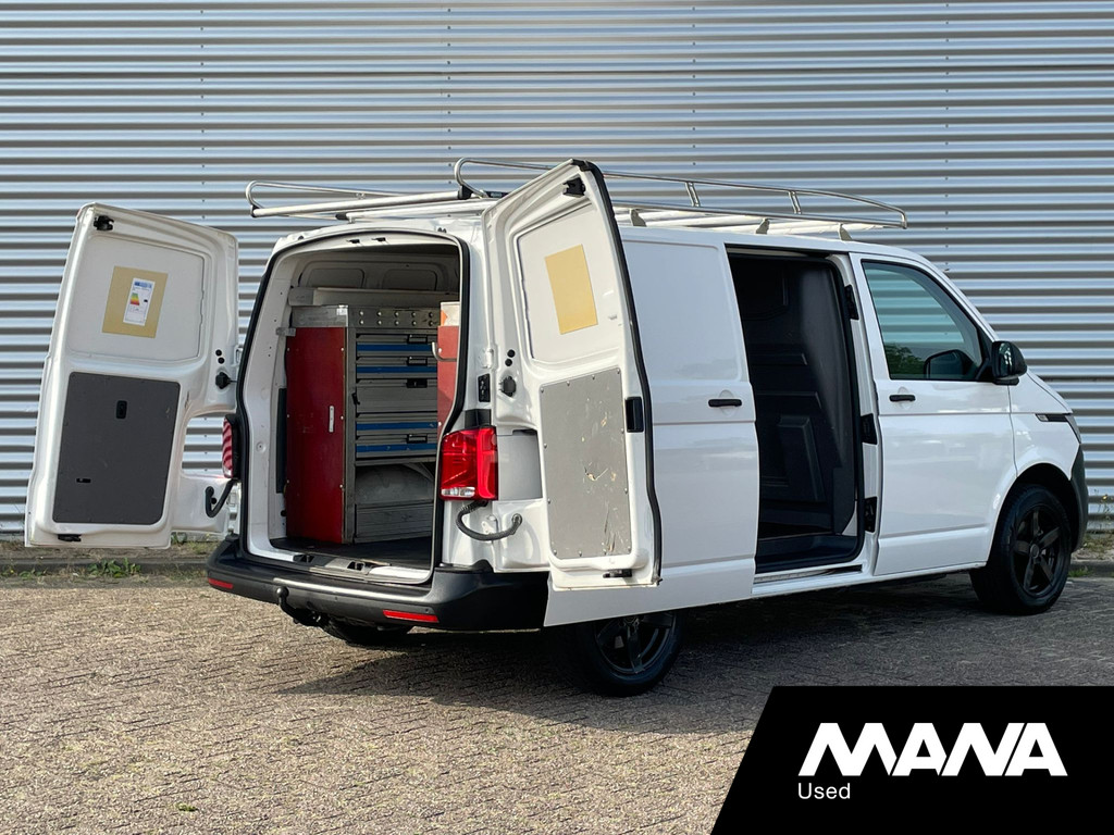 Volkswagen Transporter 2.0 TDI L1H1 Trekhaak Imperiaal Cruise Carplay Sensoren 12