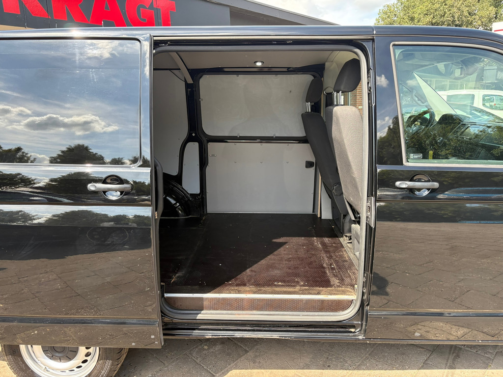 Volkswagen Transporter 2.0 TDI L1H2 Highline 150 PK|1e EIG|NAP|EURO6|AUTOMAAT|airco|cruise|apple carplay|voorruitverwarming|navi 11