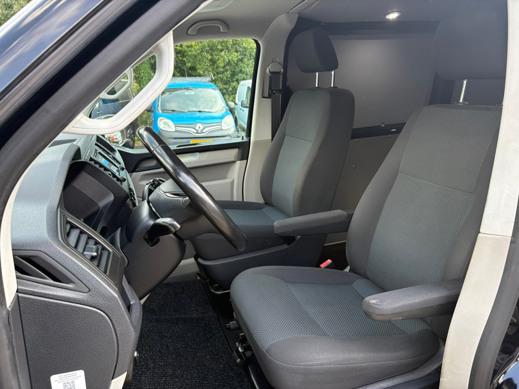 Volkswagen Transporter 2.0 TDI L1H2 Highline 150 PK|1e EIG|NAP|EURO6|AUTOMAAT|airco|cruise|apple carplay|voorruitverwarming|navi 14