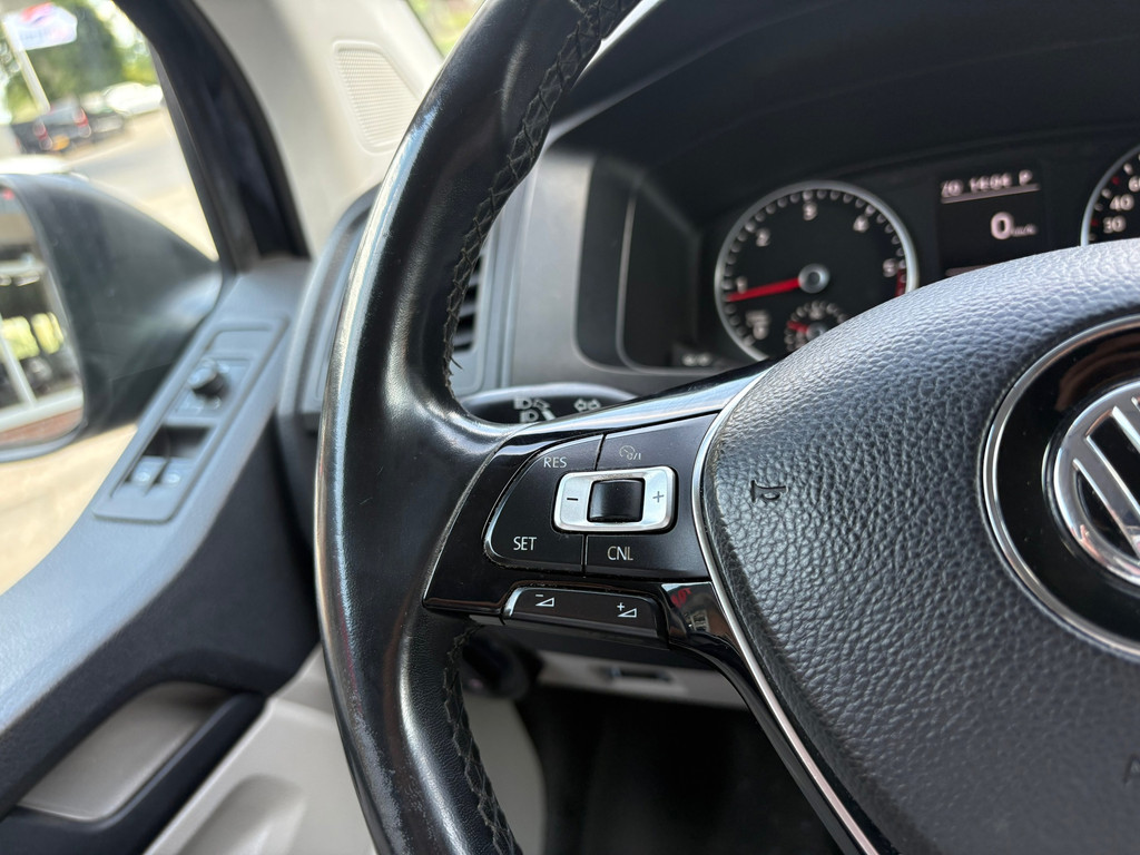 Volkswagen Transporter 2.0 TDI L1H2 Highline 150 PK|1e EIG|NAP|EURO6|AUTOMAAT|airco|cruise|apple carplay|voorruitverwarming|navi 17