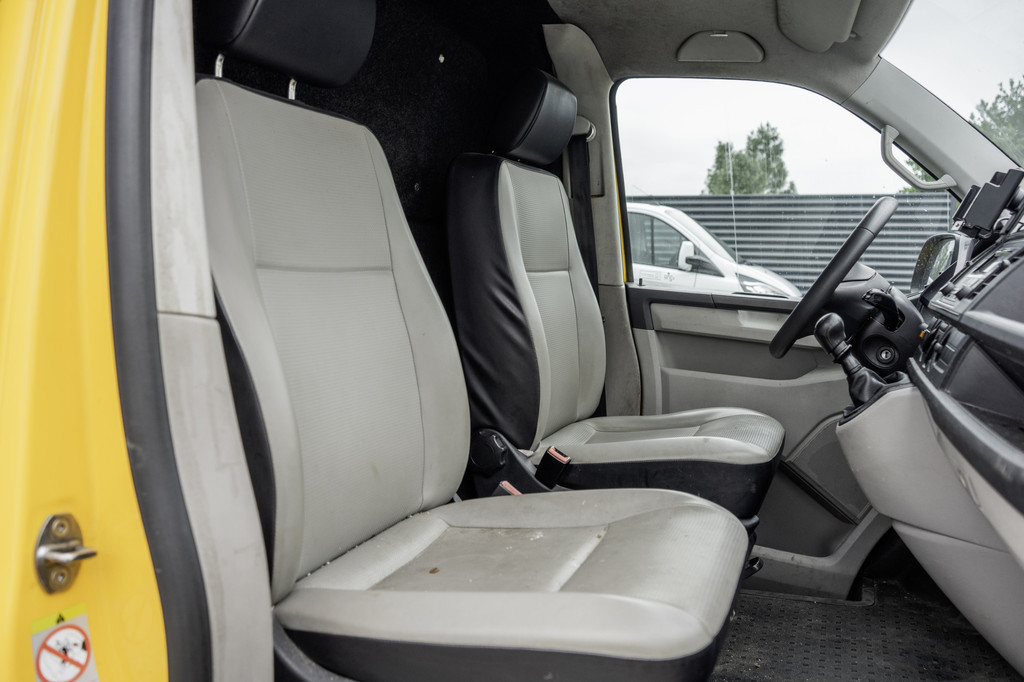 Volkswagen Transporter 2.0 TDI L1H2 | MOTOR DEFECT | PDC | Inrichting | Euro 6 10