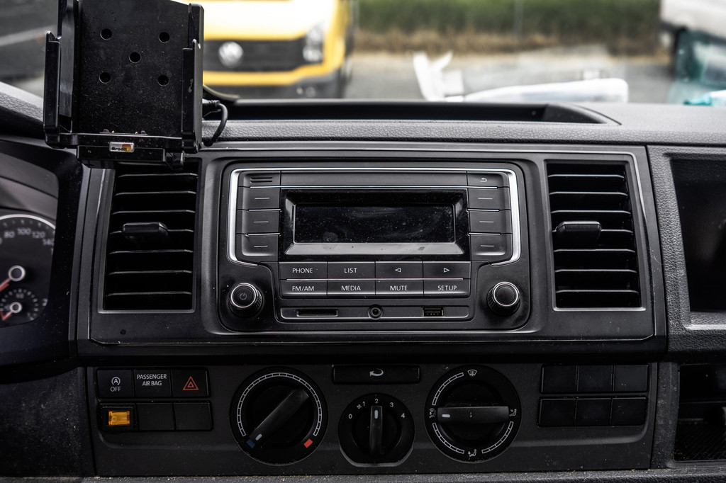 Volkswagen Transporter 2.0 TDI L1H2 | MOTOR DEFECT | PDC | Inrichting | Euro 6 11