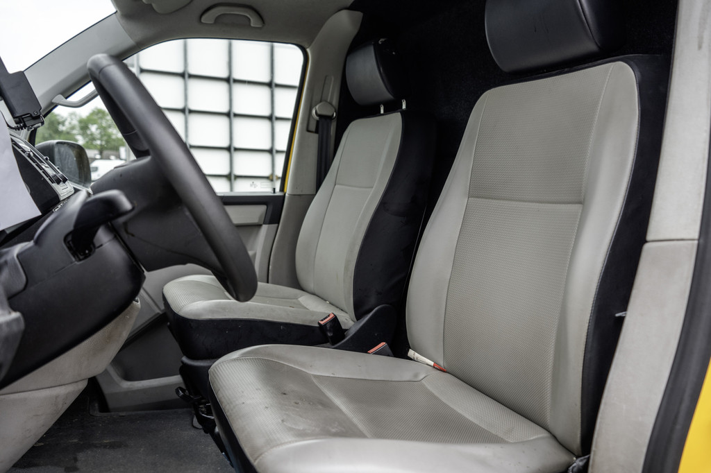 Volkswagen Transporter 2.0 TDI L1H2 | MOTOR DEFECT | PDC | Inrichting | Euro 6 9